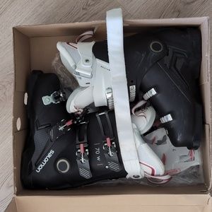 Women's Salomon 70W Ski Boots